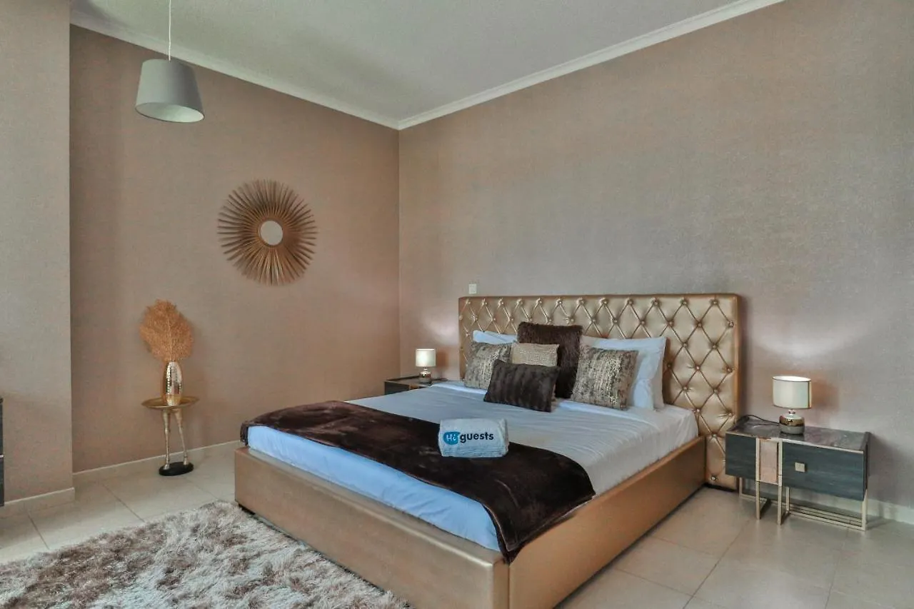 Higuests - Luxurious Apartment With Burj Khalifa Views Dubai